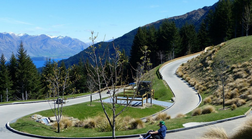 Bref aperçu de la luge sur rails