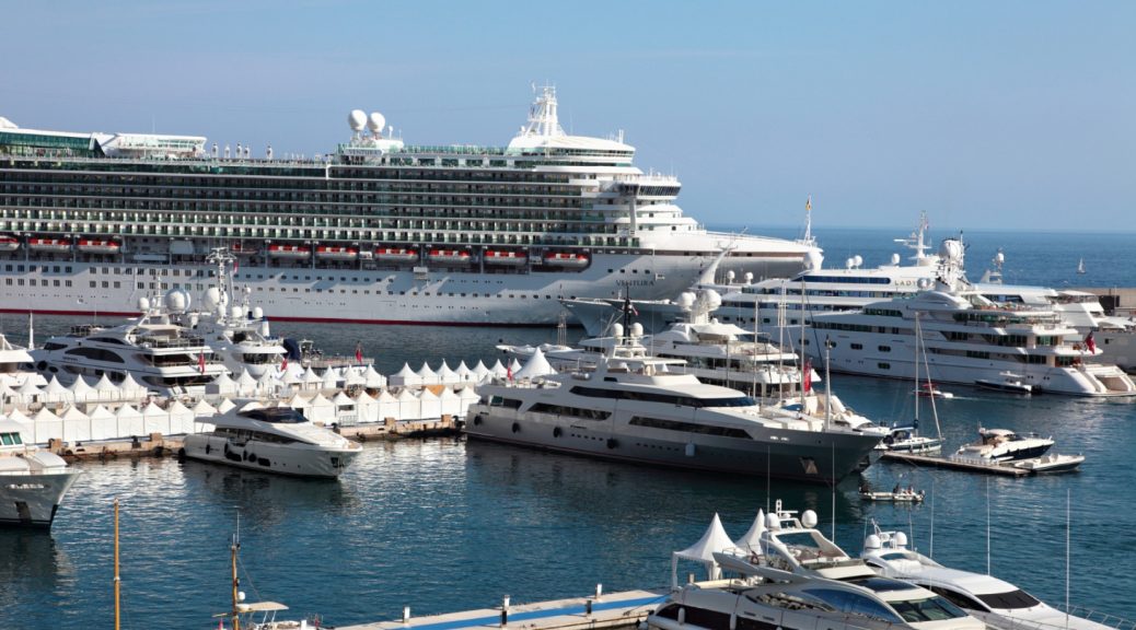 Embarquement immédiat pour un voyage d'exception : la magie d'une croisière haut de gamme !