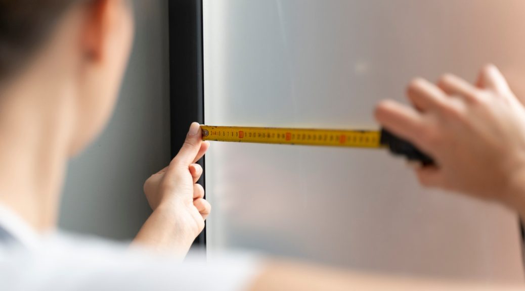 Fenêtres sur mesure : comment une prise de mesure professionnelle change tout ?