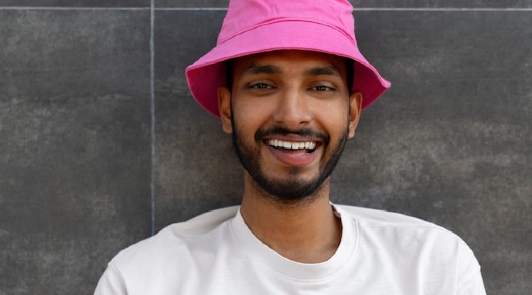 Pourquoi le bob est devenu l’accessoire le plus cool du moment ?