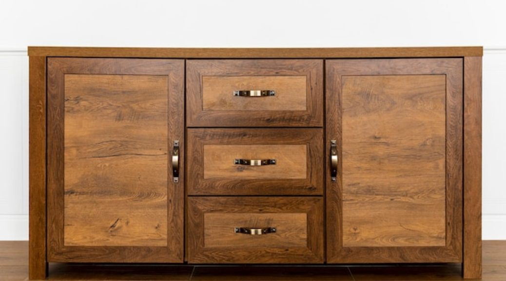 Meubles en merisier : un style intemporel pour votre intérieur